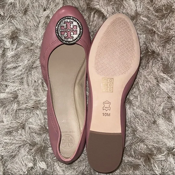 Two pairs of Tory Burch Ballet Flats. Dusted Pink and Cream. - Picture 4 of 10